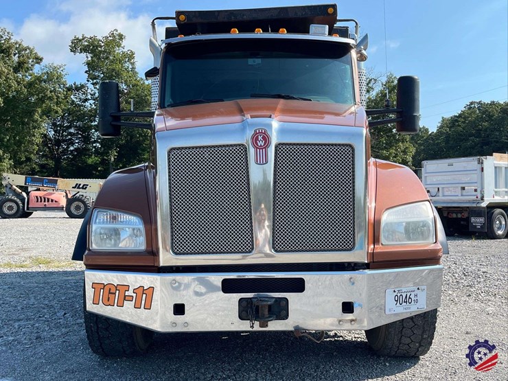 2016-kenworth-t880-image-19