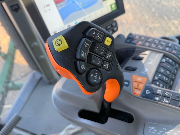 john-deere-600r-image-39