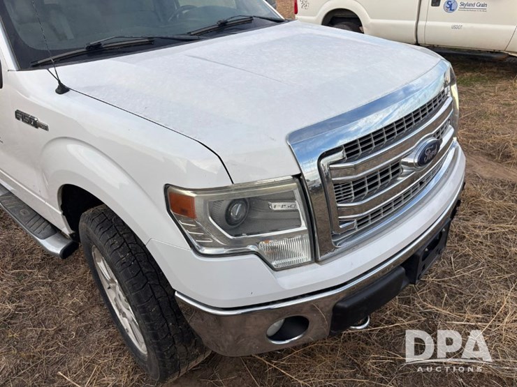 2014-ford-f150-xlt-image-40