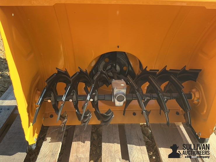 cub-cadet-2x30ip-30”-walk-behind-snow-blower-image-10