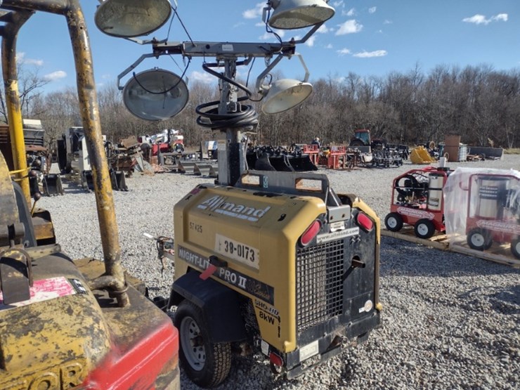 10-allmand-nite-lite-pro-light-plant-(qea-4055)-image-4