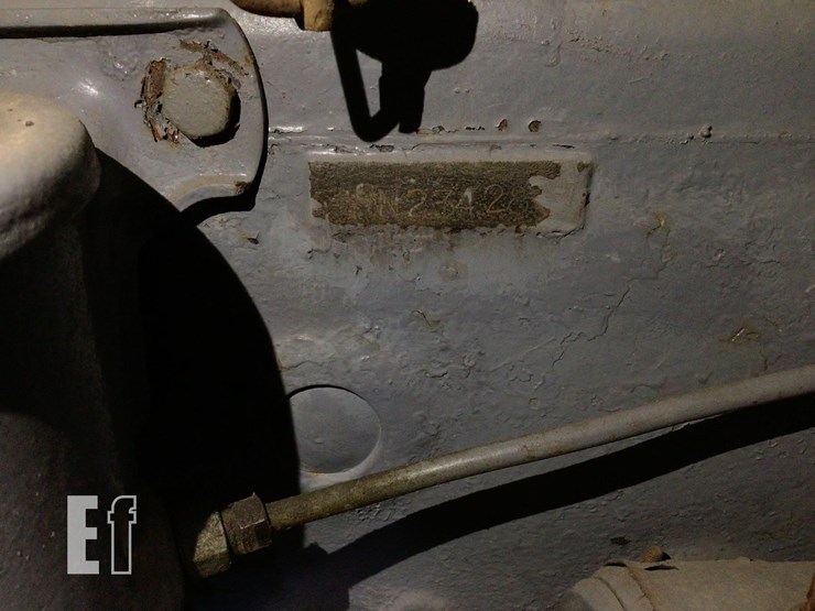 1940-ford-9n-image-12