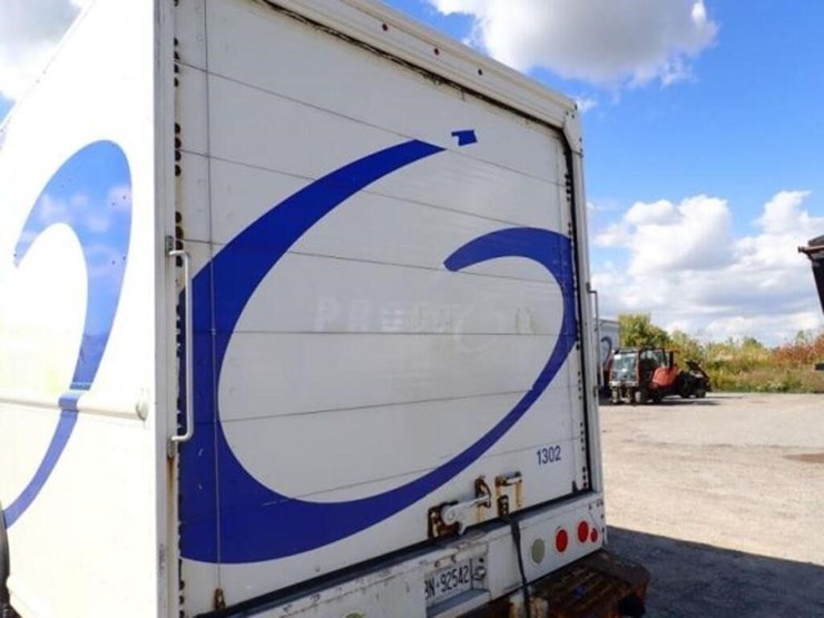 2013-freightliner-mt55-image-43