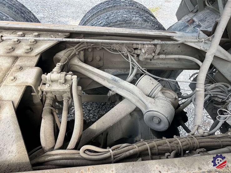 2016-kenworth-t880-image-75