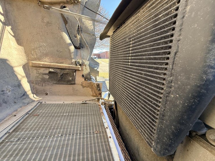 1995-caterpillar-3406c-image-35