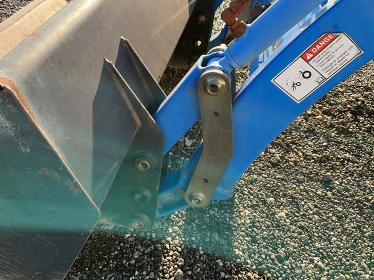 new-holland-tc29da-image-10