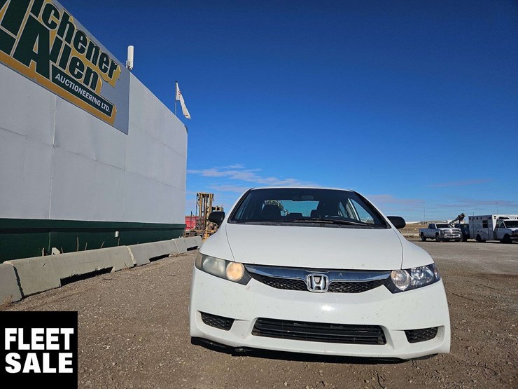 2009-honda-civic-dx-g-4dr-sedan-image-6