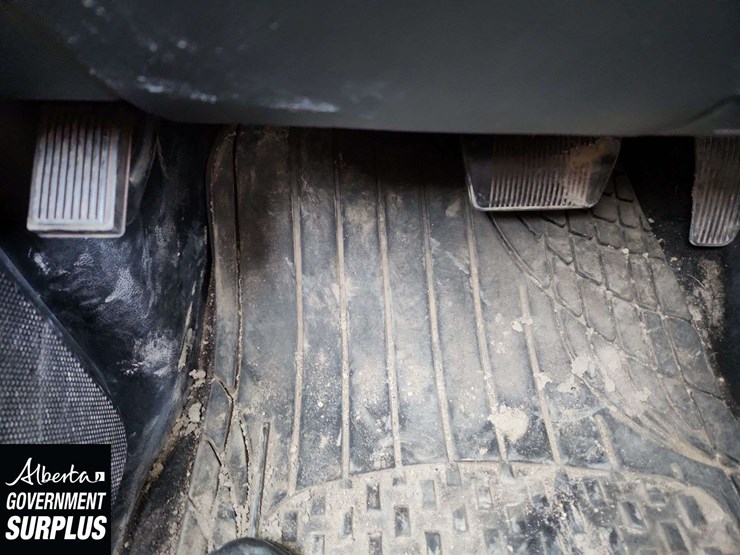 2017-dodge-1500-image-21