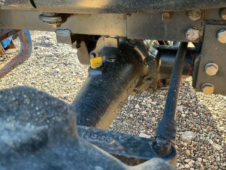 new-holland-tc29d-image-15