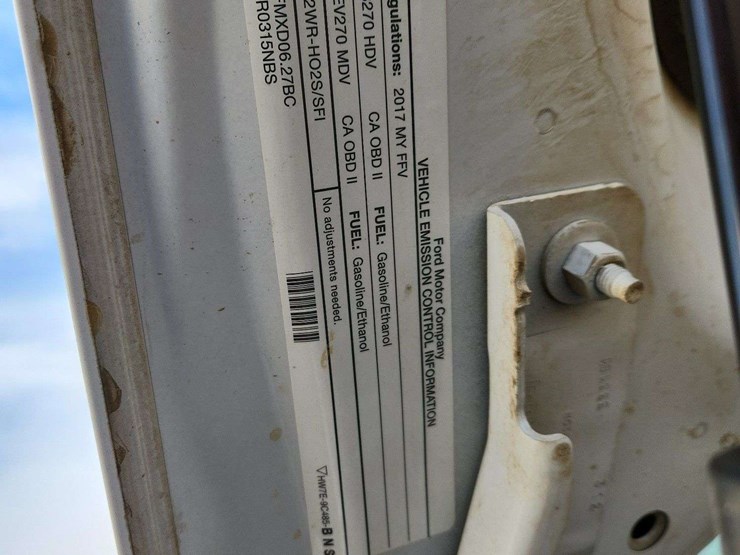 2017-ford-f350-image-29