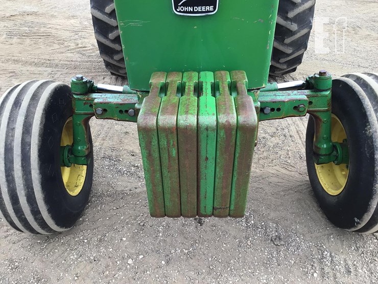 1985-john-deere-2350-image-17