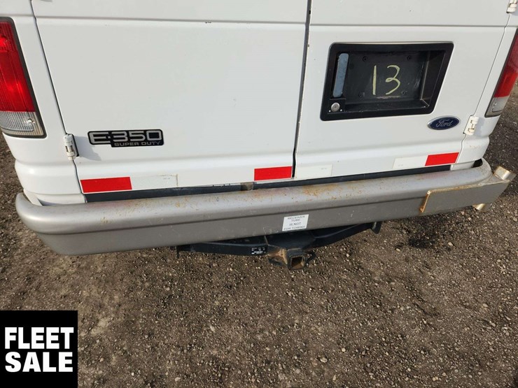 2005-ford-cargo-image-35