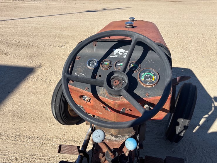 massey-ferguson-245-image-7