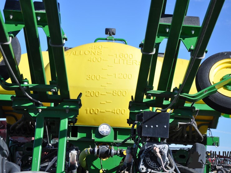 2014-john-deere-1770nt-ccs-image-19