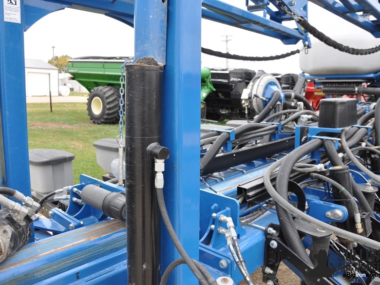 2015-kinze-4900-image-19