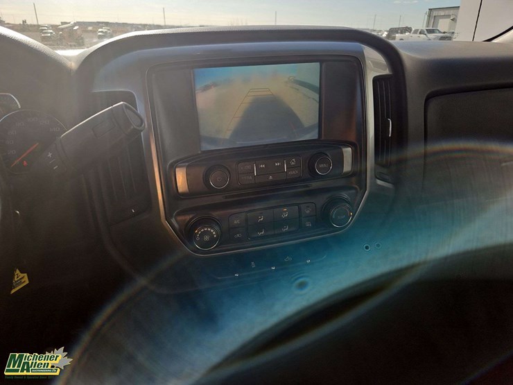 2018-chevrolet-silverado-3500hd-image-17