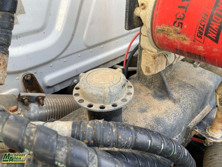 2024-western-star-57x-image-32