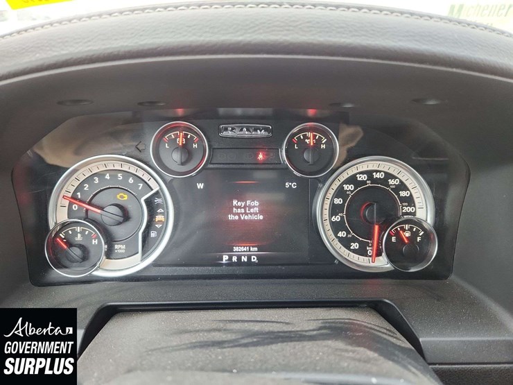 2017-dodge-1500-image-14