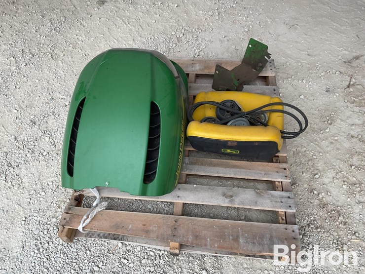 john-deere-l100-image-4