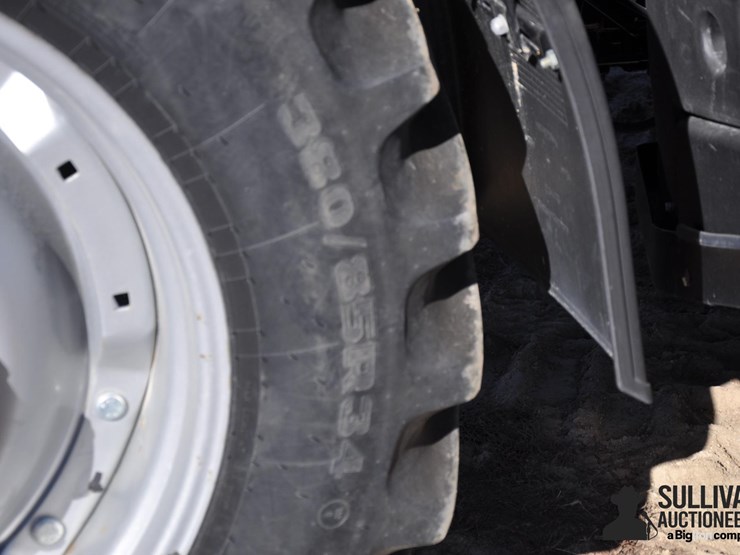 2023-case-ih-puma-220-image-11