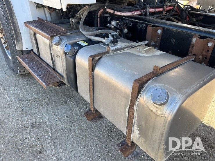 2015-trinity-tank-image-49