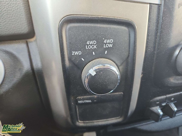 2017-dodge-2500-image-14