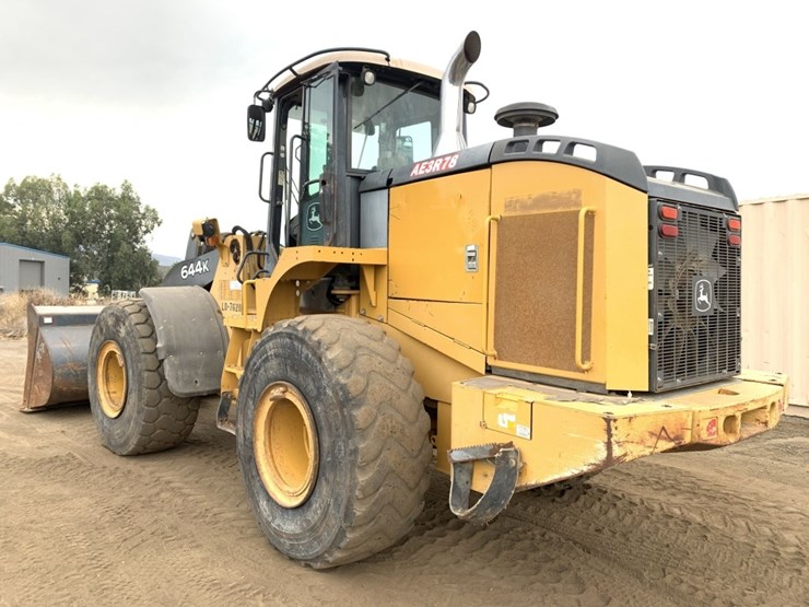 2012-deere-644k-image-4