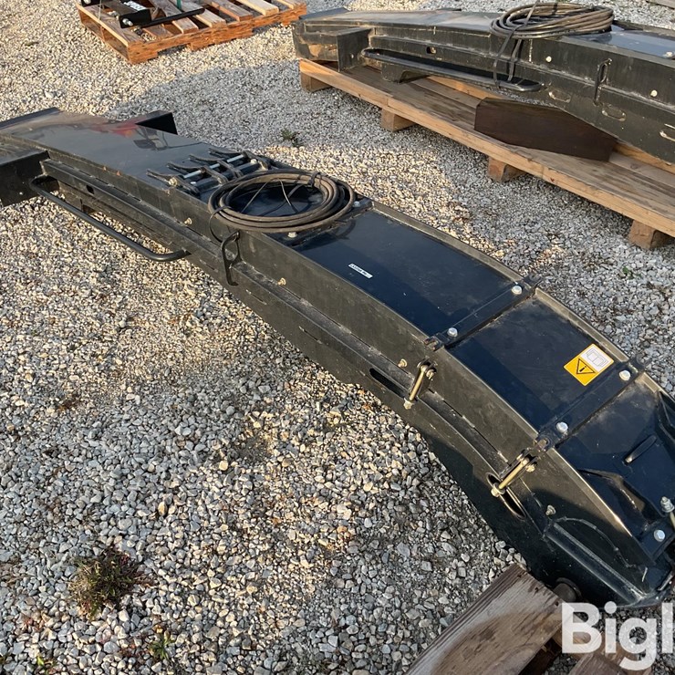 New Holland FR Forage Chopper