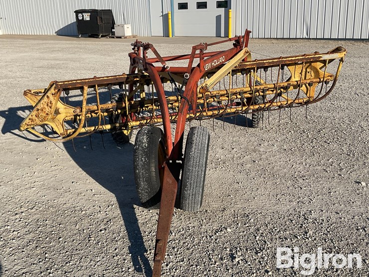 new-holland-258-image-2