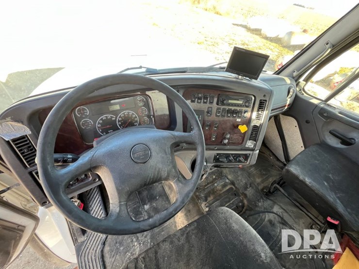 2015-trinity-tank-image-52