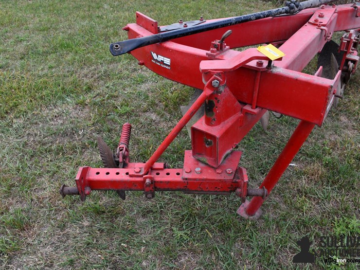 white-5-bottom-plow-image-9