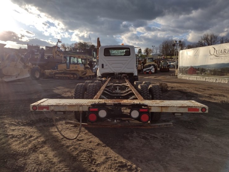 international-10-image-4