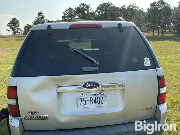 2007-ford-explorer-xlt-image-18