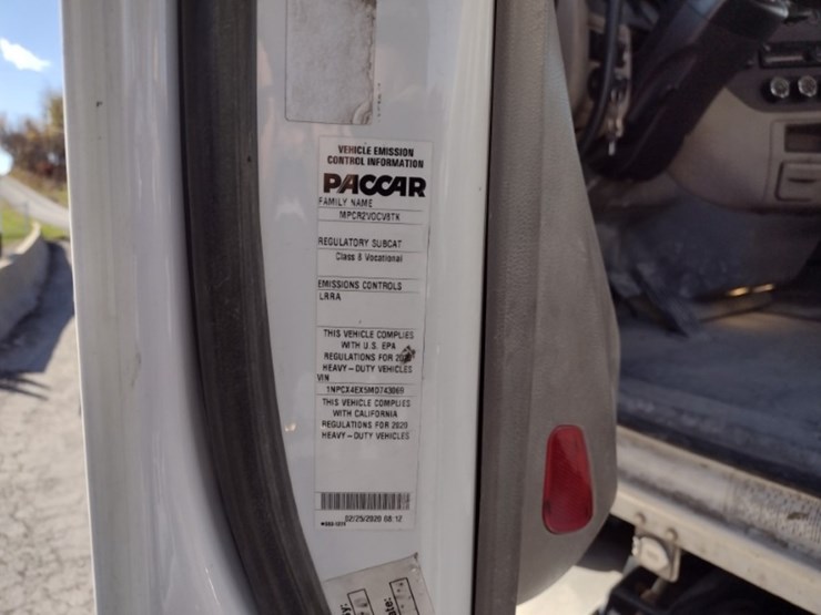 21-peterbilt-water-truck^title^-(qea-4053)-image-6