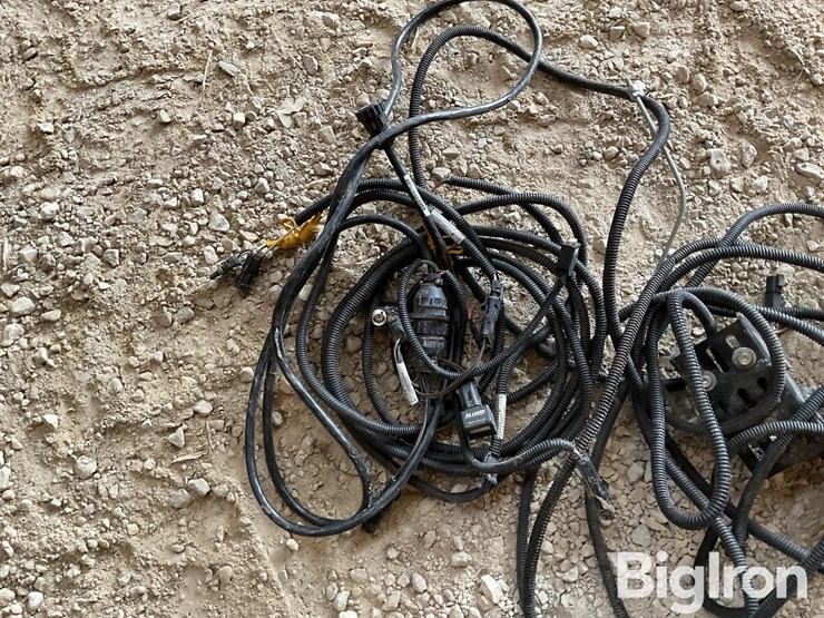 new-holland-cr9060-image-9