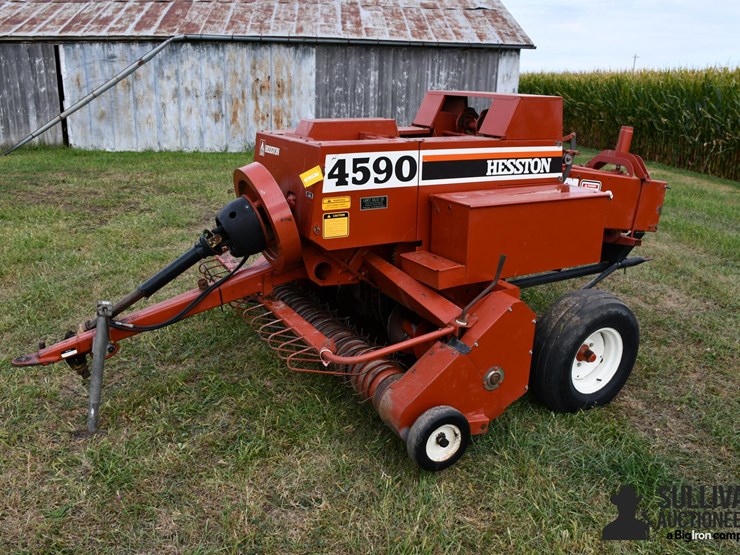 1993-hesston-4590-image-1