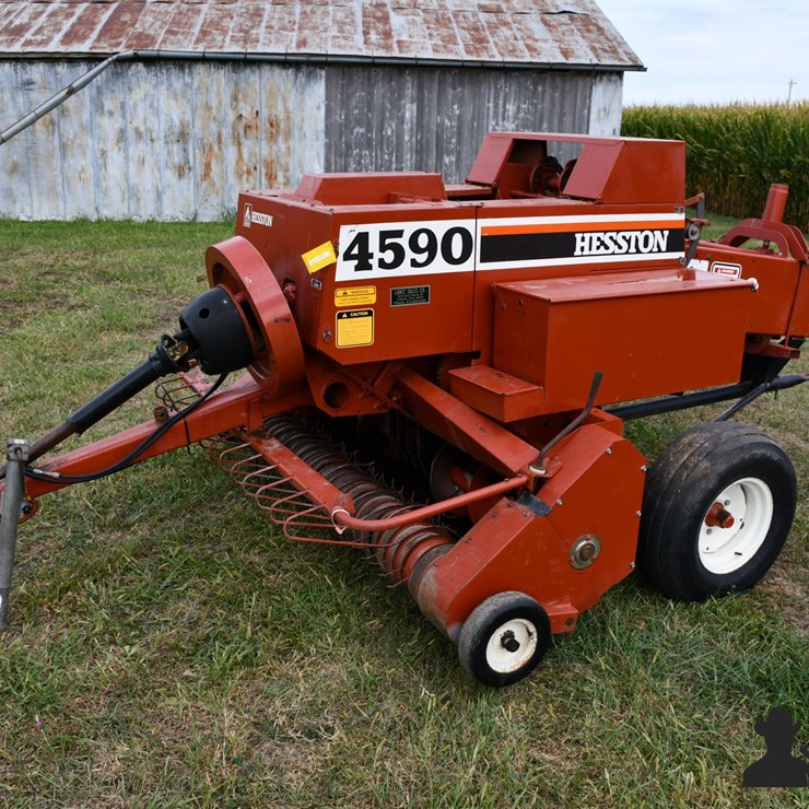 1993 HESSTON 4590