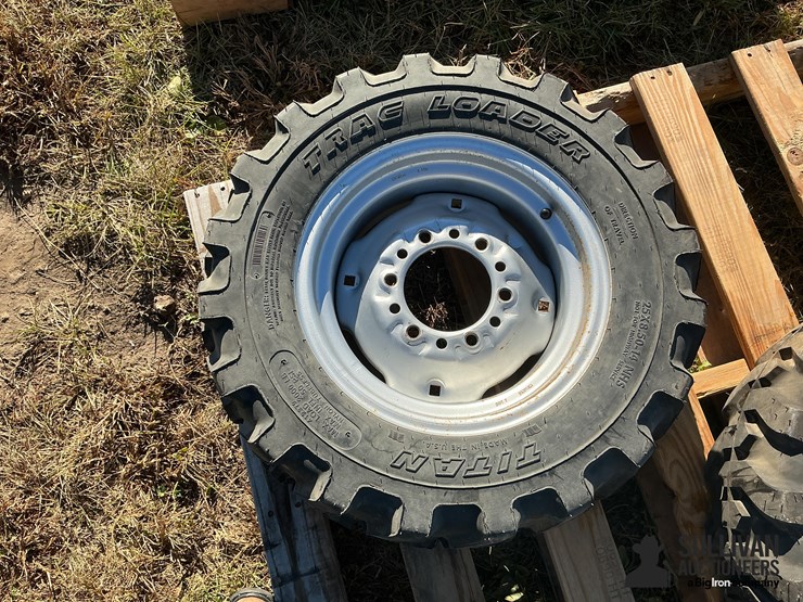 titan-trac-loader-25x8.50-14nhs-tires-on-6-bolt-rims-image-3