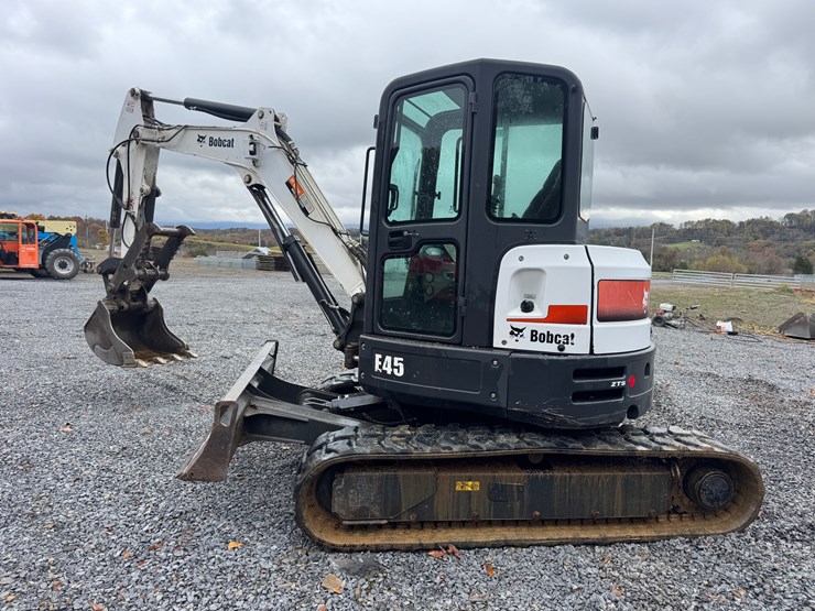 bobcat-e45-image-3
