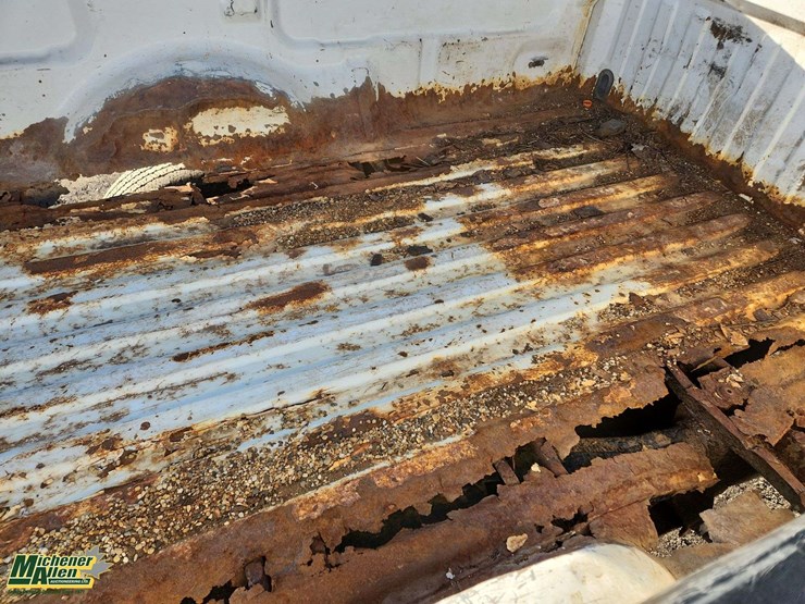 2012-ford-f150-image-47