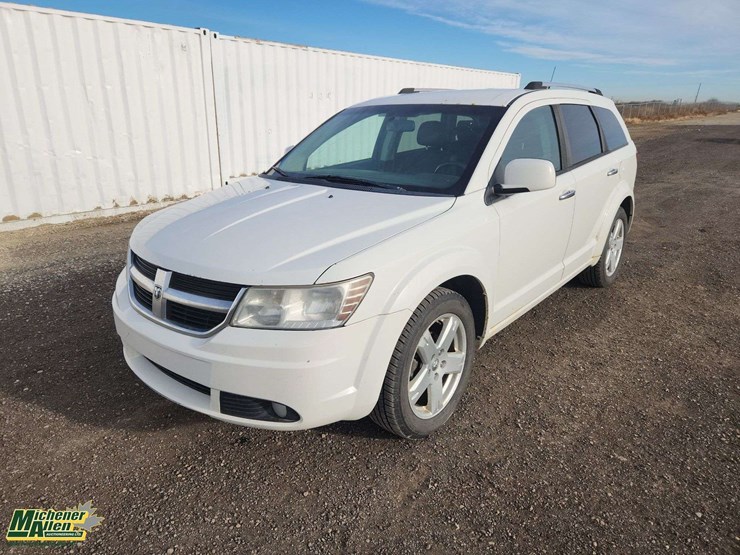 2010-dodge-journey-image-1