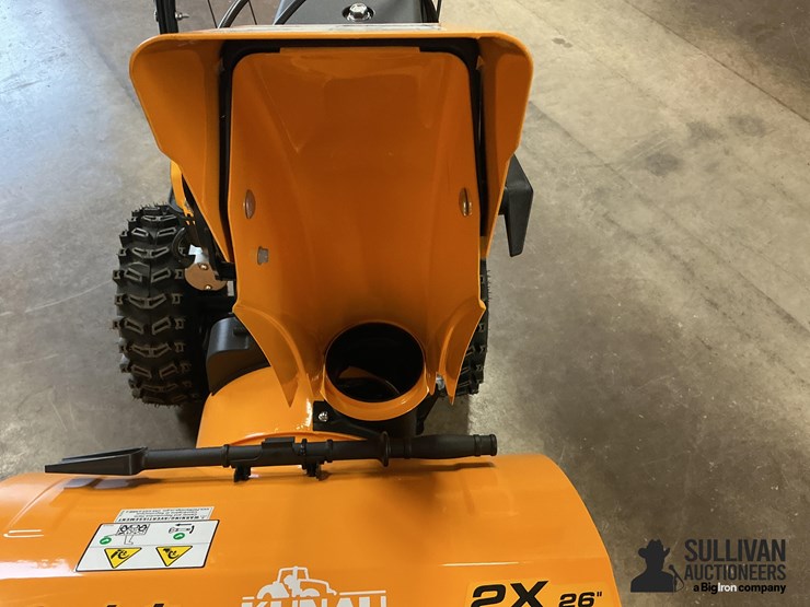 cub-cadet-2x26ip-26”-walk-behind-snow-blower-image-13