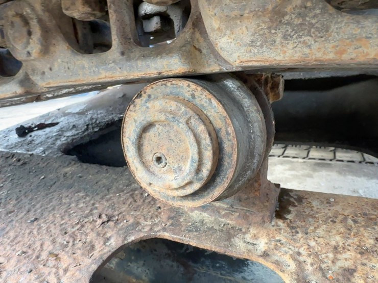 hitachi-zx75us-image-26