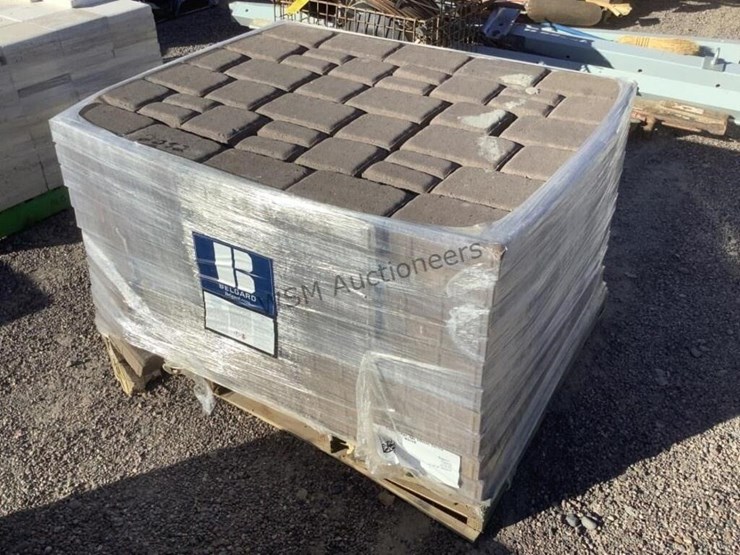 pallet-of-stone-pavers-image-1