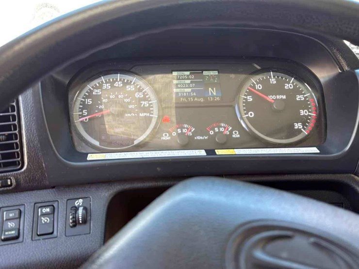 2018-hino-conventional-type-truck-image-17