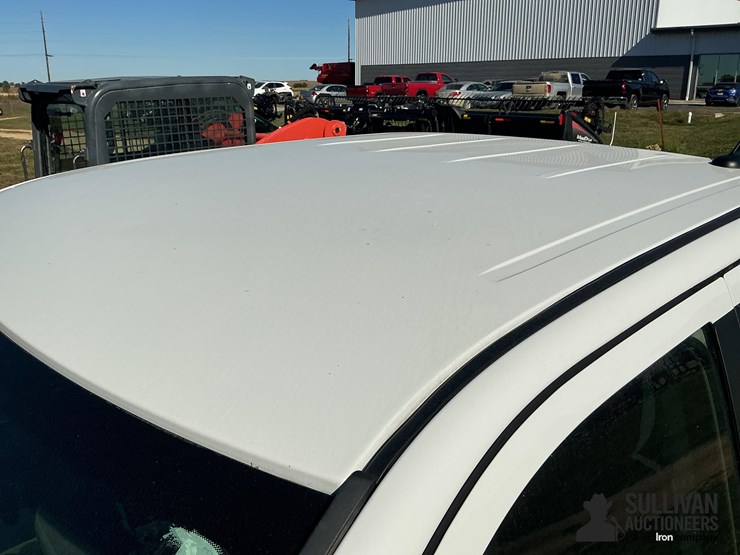 2015-ram-1500-big-horn-image-12