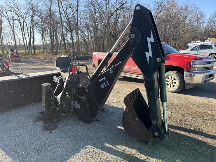 #1950-•-bobcat-backhoe-image-4