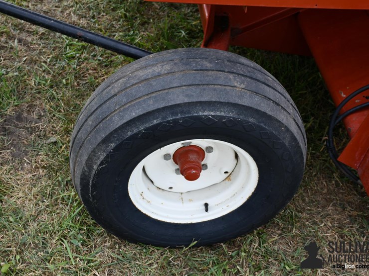 1993-hesston-4590-image-20