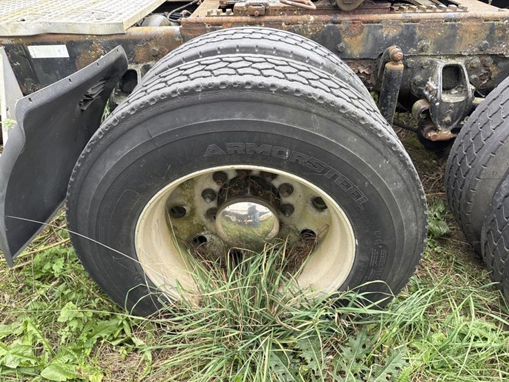 #3157-•-western-star-parts-sleeper-truck-image-30