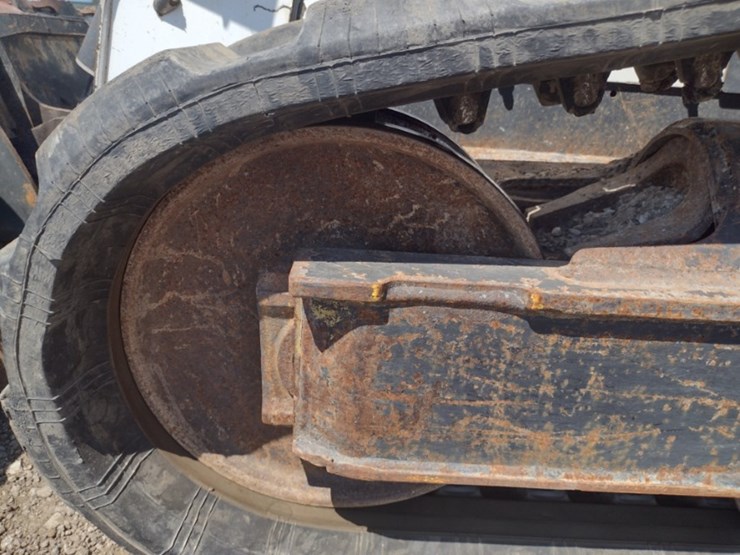 bobcat-t590-image-25